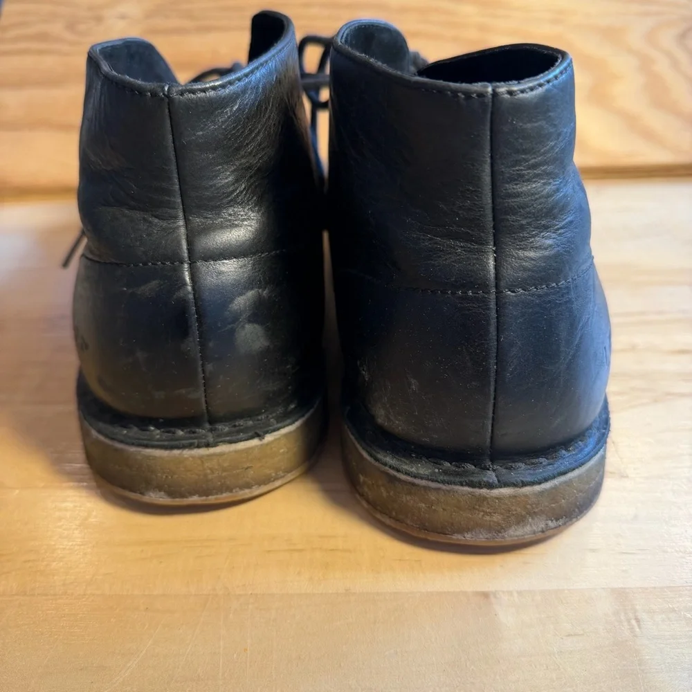 UGG Australia Leighton 10.5 chukka ankle boots soft leather grunge tie up 3275